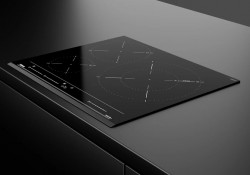 Индукционен плот IZC 63320 черен